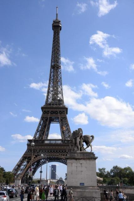 Eiffel Tower Oasis 30m From Eiffel Tower Parijs